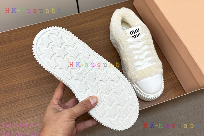 NEW 미우미우 신발 신상 M 668222