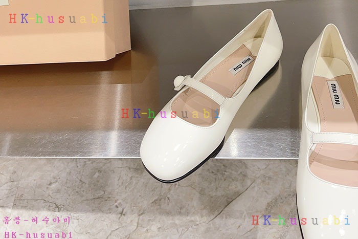 NEW 미우미우 신발 신상 M 668234
