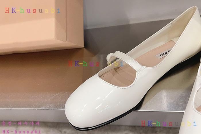 NEW 미우미우 신발 신상 M 668234