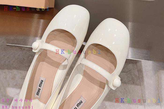 NEW 미우미우 신발 신상 M 668234