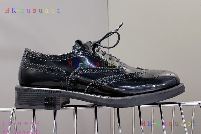 NEW 미우미우 신발 신상 M 66900