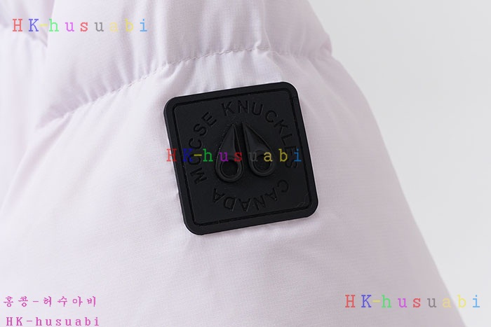NEW 무스너클 패딩 신상 M 682503