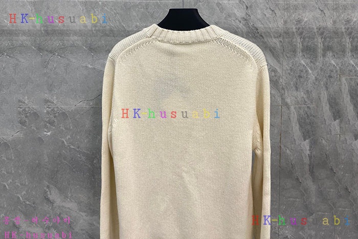 NEW 프라다 니트 신상 P 6828002