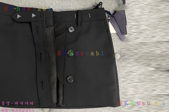NEW 프라다 치마 신상 P 6828003