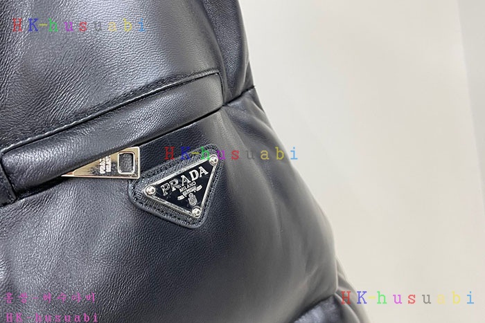 NEW 프라다 패딩조끼 신상 P 6828001