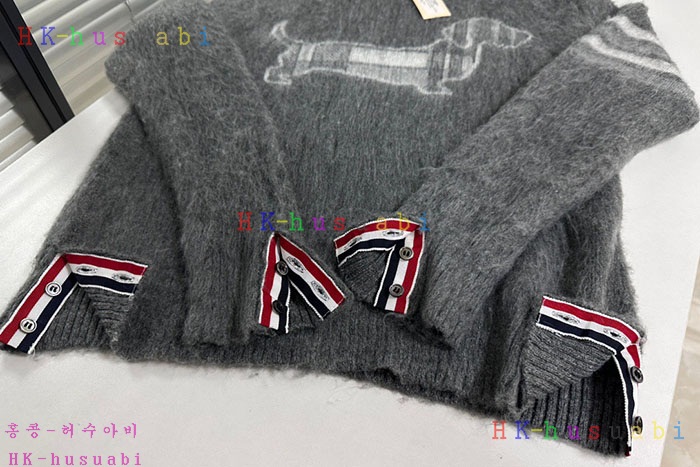 NEW 톰브라운 니트 신상 TB 575500