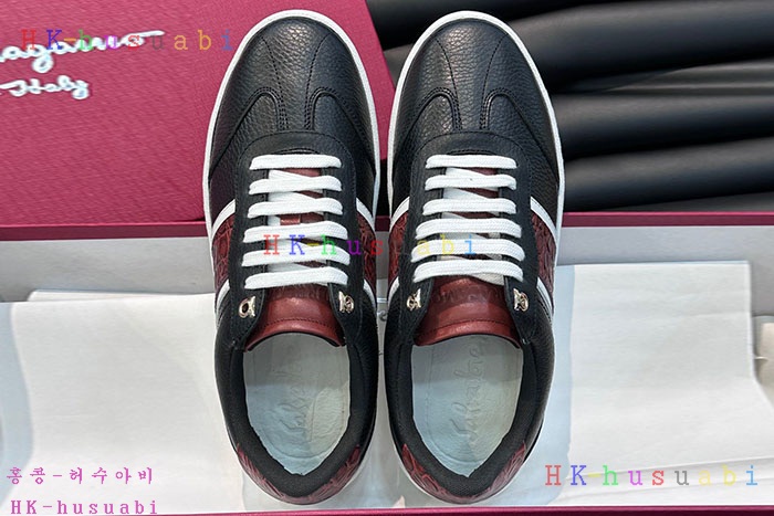 NEW 페라가모 스니커즈 신상 F 8858005