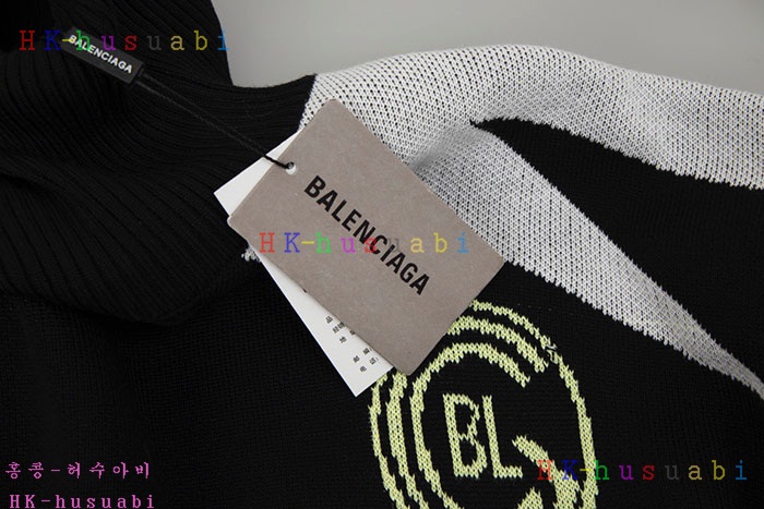 NEW 발렌시아가 니트 신상 B 857909