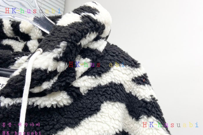 NEW 셀린느 자켓 신상 C 528001