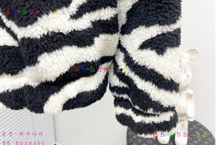 NEW 셀린느 자켓 신상 C 528001