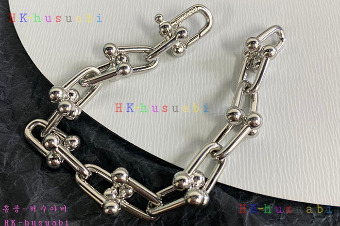 NEW 티파니앤코 팔찌 신상 T 950011