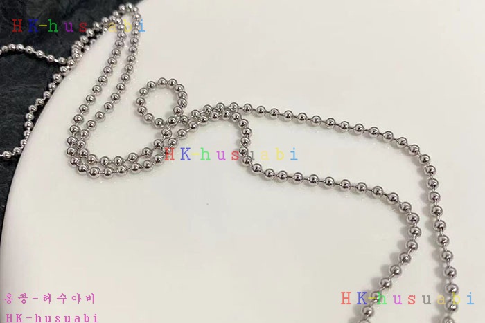 NEW 프라다 목걸이  신상 P 6682705