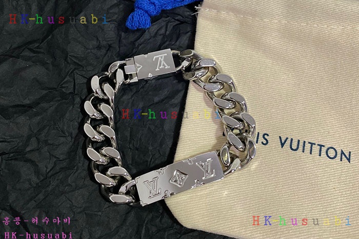 NEW 루이비통 팔찌 신상 LV 925011