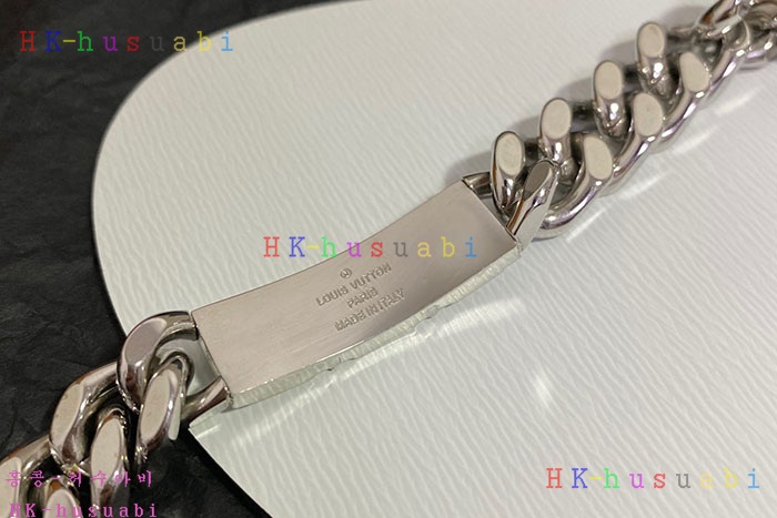 NEW 루이비통 팔찌 신상 LV 925011