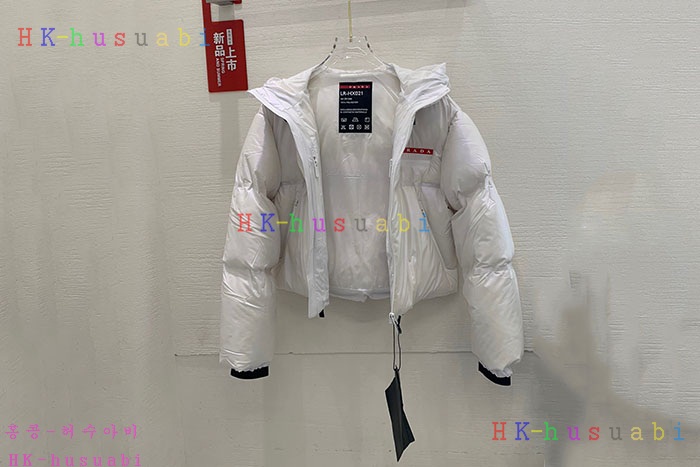 NEW 프라다 패딩 신상 P 635018
