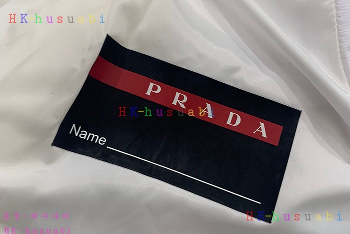 NEW 프라다 패딩 신상 P 635018