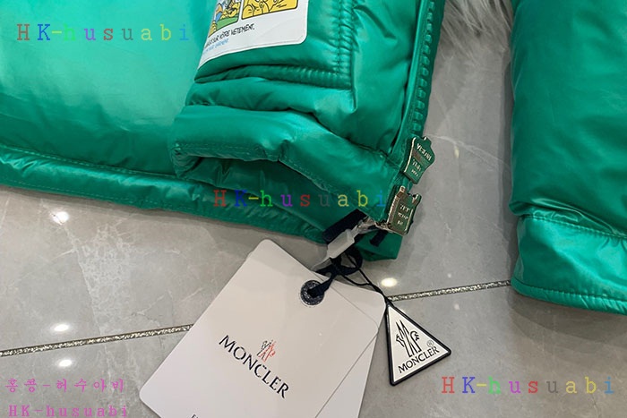 NEW 몽클레어 패딩 신상 M 1074018