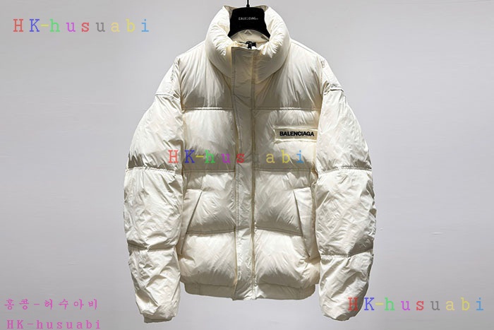 NEW 발렌시아가 패딩 신상 B 958223