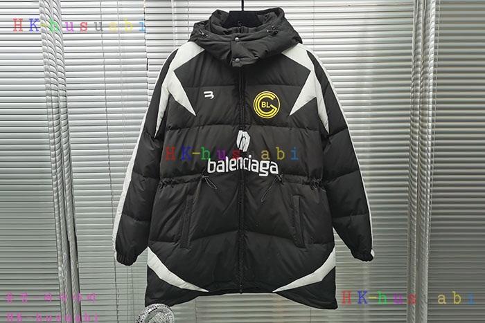 NEW 발렌시아가 패딩 신상 B 958238