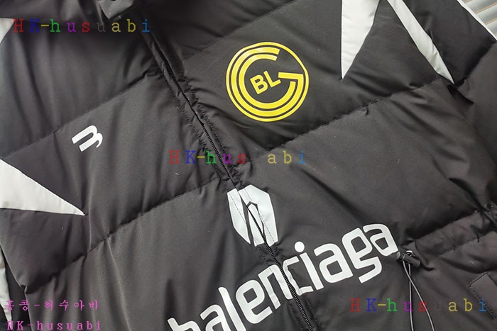 NEW 발렌시아가 패딩 신상 B 958238