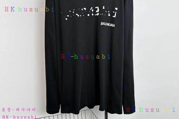 NEW 발렌시아가 긴팔티 신상 B 958258