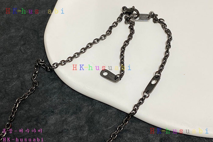 NEW 루이비통 목걸이 신상 LV 104522