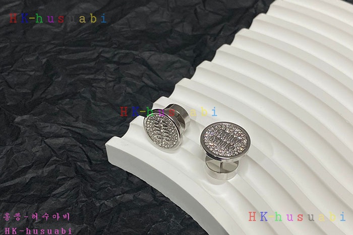 NEW 미우미우 귀걸이 신상 MU 8557022