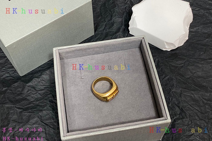 NEW 발렌시아가 반지 신상 B 955805