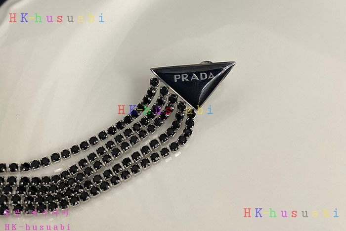 NEW 프라다 귀걸이 신상 P 827014
