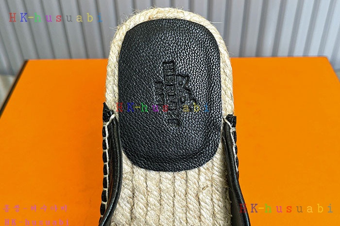 NEW 에르메스 신발 신상 H 528002
