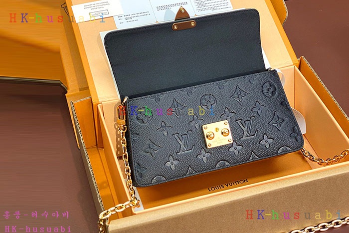 ★미러급★루이비통 월릿 온 체인 메티스  M82637