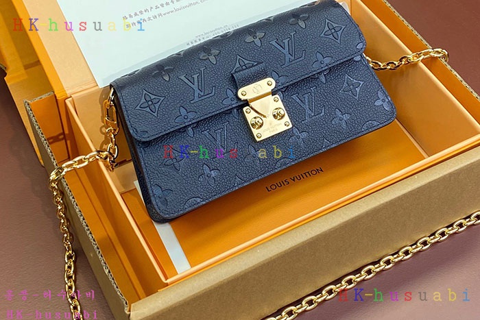 ★미러급★루이비통 월릿 온 체인 메티스  M82671