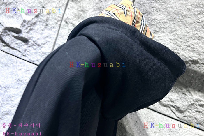 NEW 버버리 후드집업 신상 BB 885700