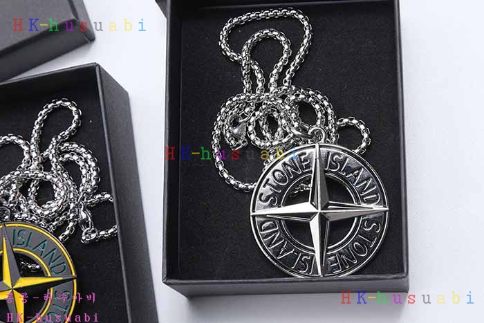 NEW 스톤아일랜드 목걸이 신상  ST 663500