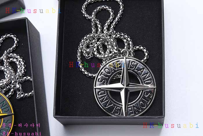 NEW 스톤아일랜드 목걸이 신상  ST 663500