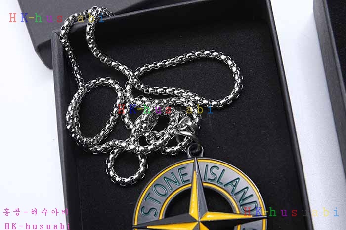 NEW 스톤아일랜드 목걸이 신상  ST 663500