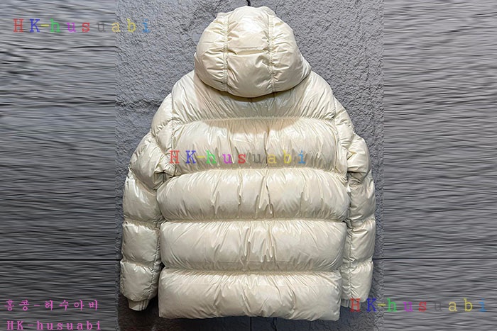 NEW 몽클레어 패딩 신상 M 1040713