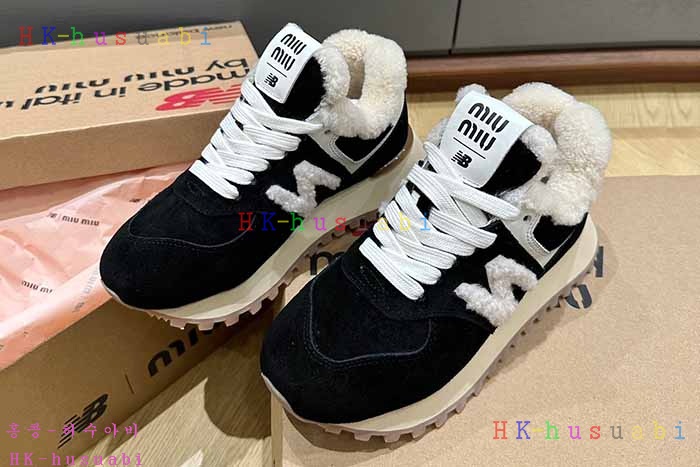 NEW 미우미우 신발 신상 MU 749905