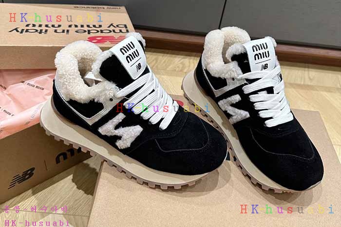 NEW 미우미우 신발 신상 MU 749905