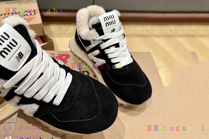 NEW 미우미우 신발 신상 MU 749905