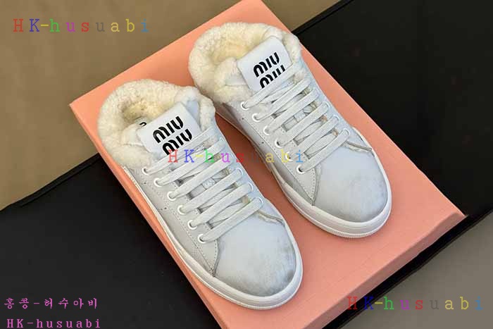 NEW 미우미우 신발 신상 MU 749911