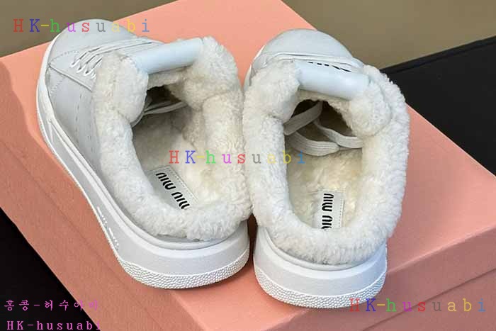 NEW 미우미우 신발 신상 MU 749911
