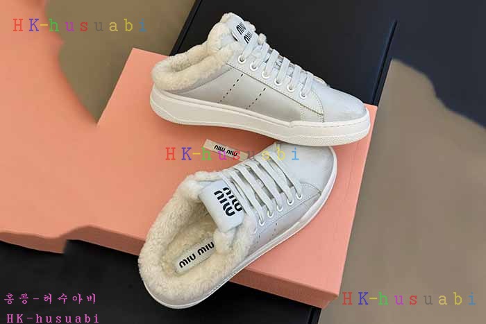 NEW 미우미우 신발 신상 MU 749911