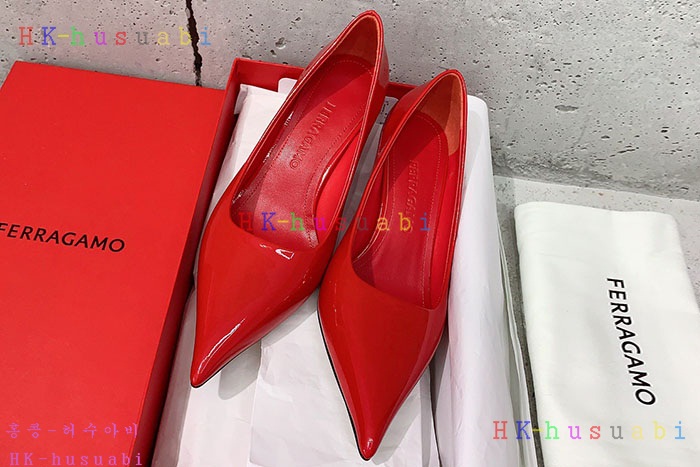 NEW 페라가모 신발 신상 F 663322