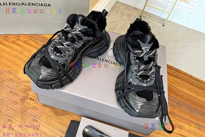NEW 발렌시아가 신발 신상 B 6533008