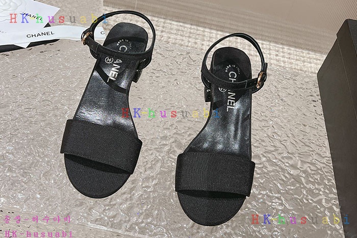 NEW 샤넬 샌들 신상 C 857701