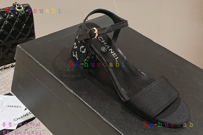 NEW 샤넬 샌들 신상 C 857701