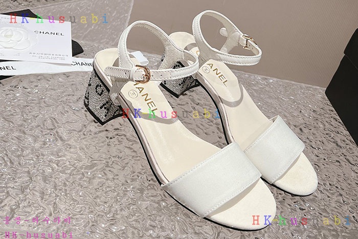 NEW 샤넬 샌들 신상 C 857703