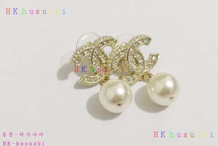 NEW 샤넬 귀걸이 신상 C 998402(랜덤)