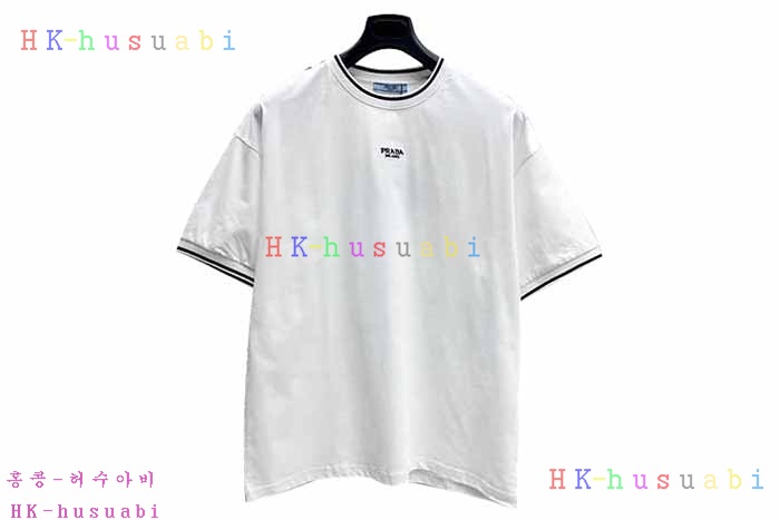 NEW 프라다 반팔티 신상 P 697472